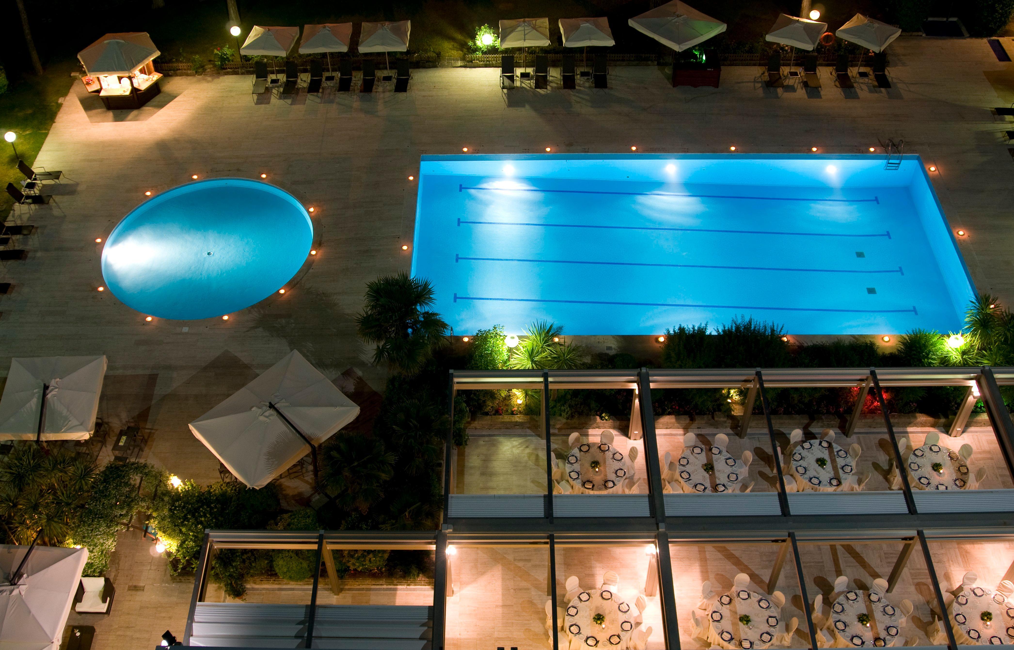 Holiday Inn Rome - Eur Parco Dei Medici By Ihg Eksteriør bilde