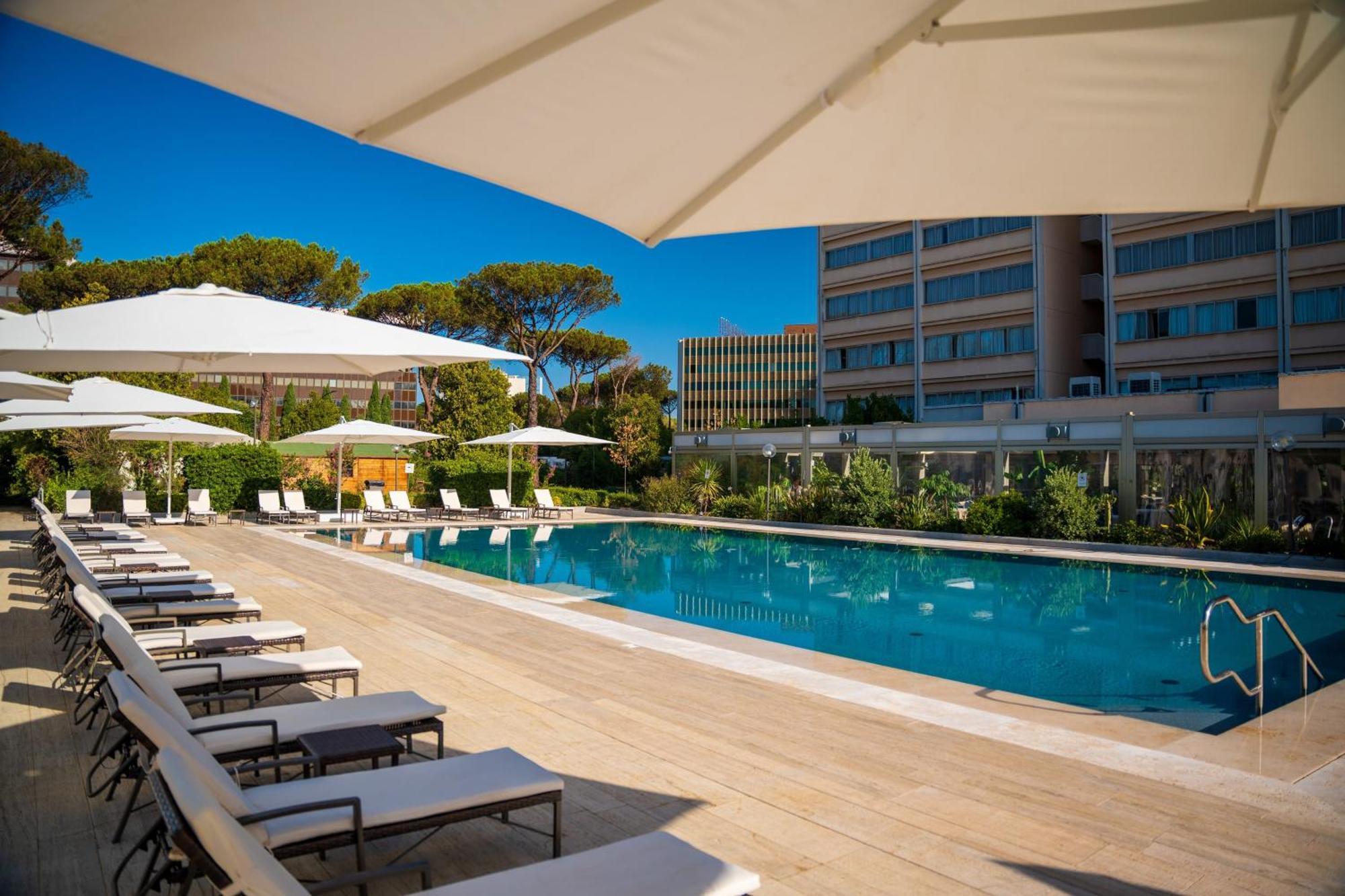 Holiday Inn Rome - Eur Parco Dei Medici By Ihg Eksteriør bilde