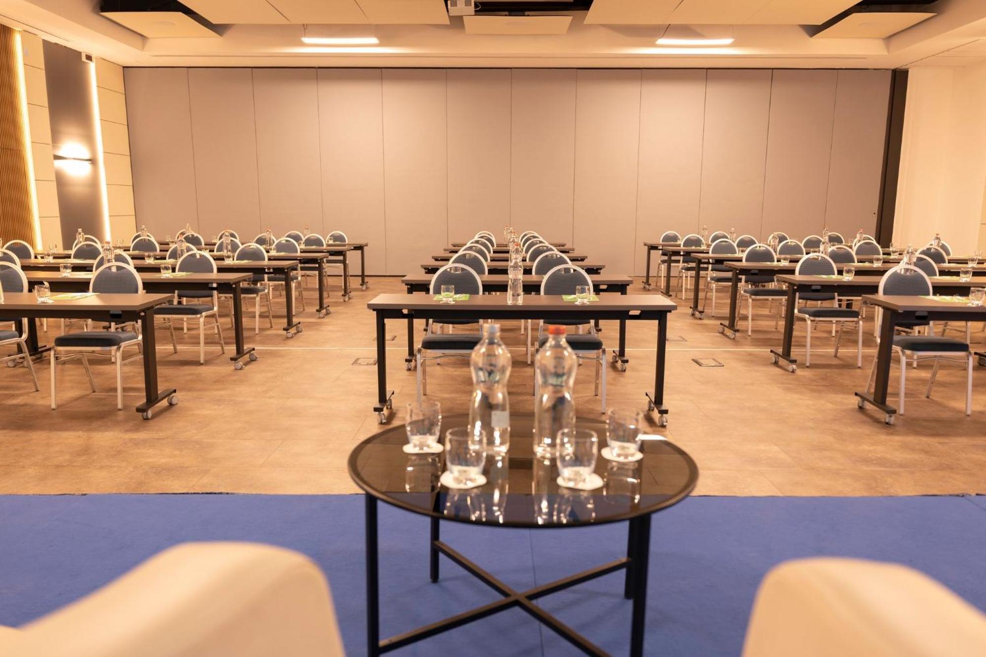 Holiday Inn Rome - Eur Parco Dei Medici By Ihg Eksteriør bilde